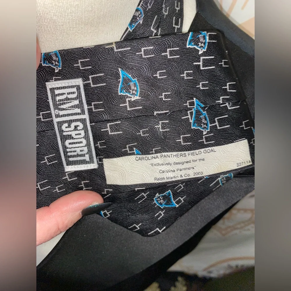 EUC Vintage 2003 Carolina Panthers Field Goal Tie by Ralph Martin & Co
